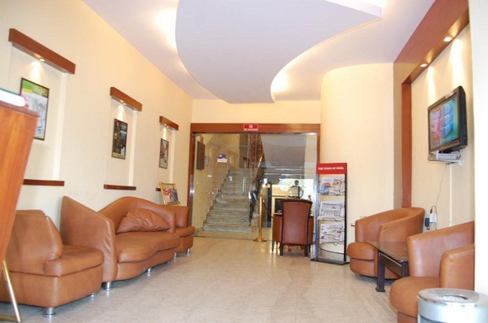 The Beaufort Inn New Delhi Exterior photo