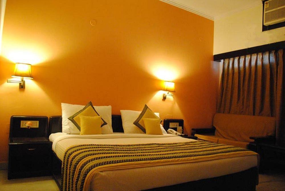 The Beaufort Inn New Delhi Exterior photo