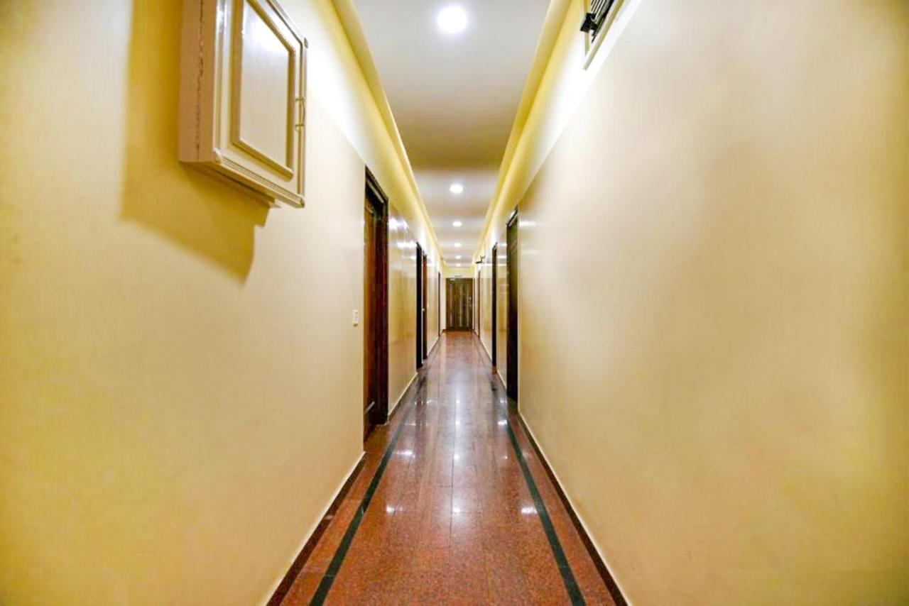 The Beaufort Inn New Delhi Exterior photo